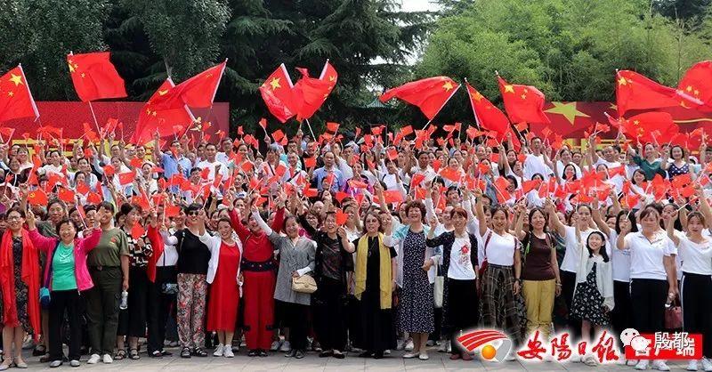 美丽的铅笔裙